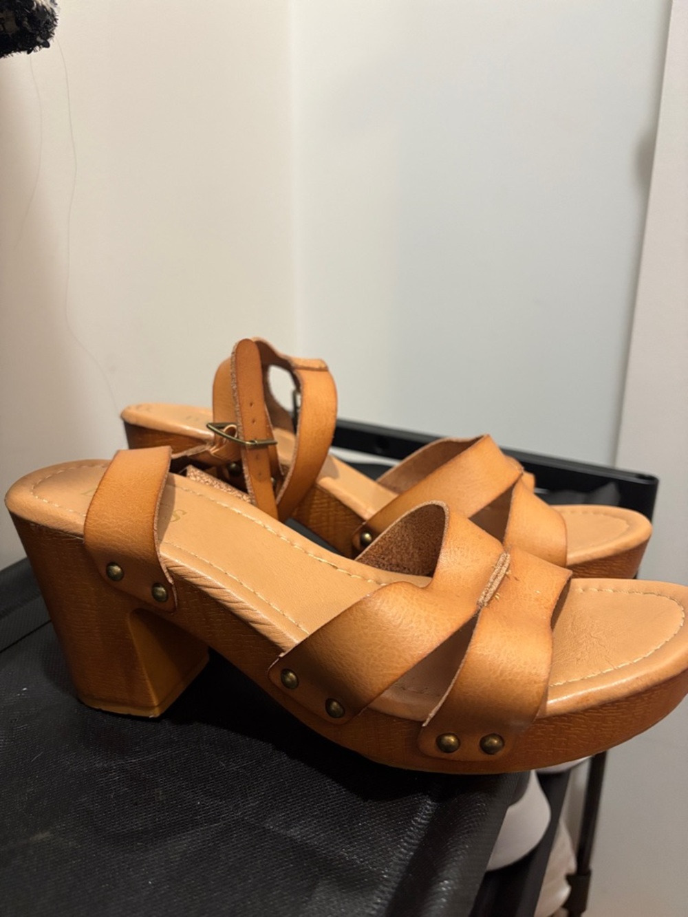 Women's Tan Platform Wedge Sandals with Stud Accents - Picture 3 of 5